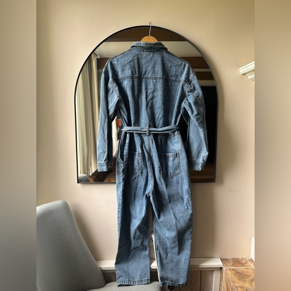 ICON DENIM LOS ANGELES | belted denim jumpsuit | size medium - Picture 5 of 5